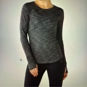 lululemon athletica Charcoal 5 mile Long Sleeve Top woman’s size 8 workout